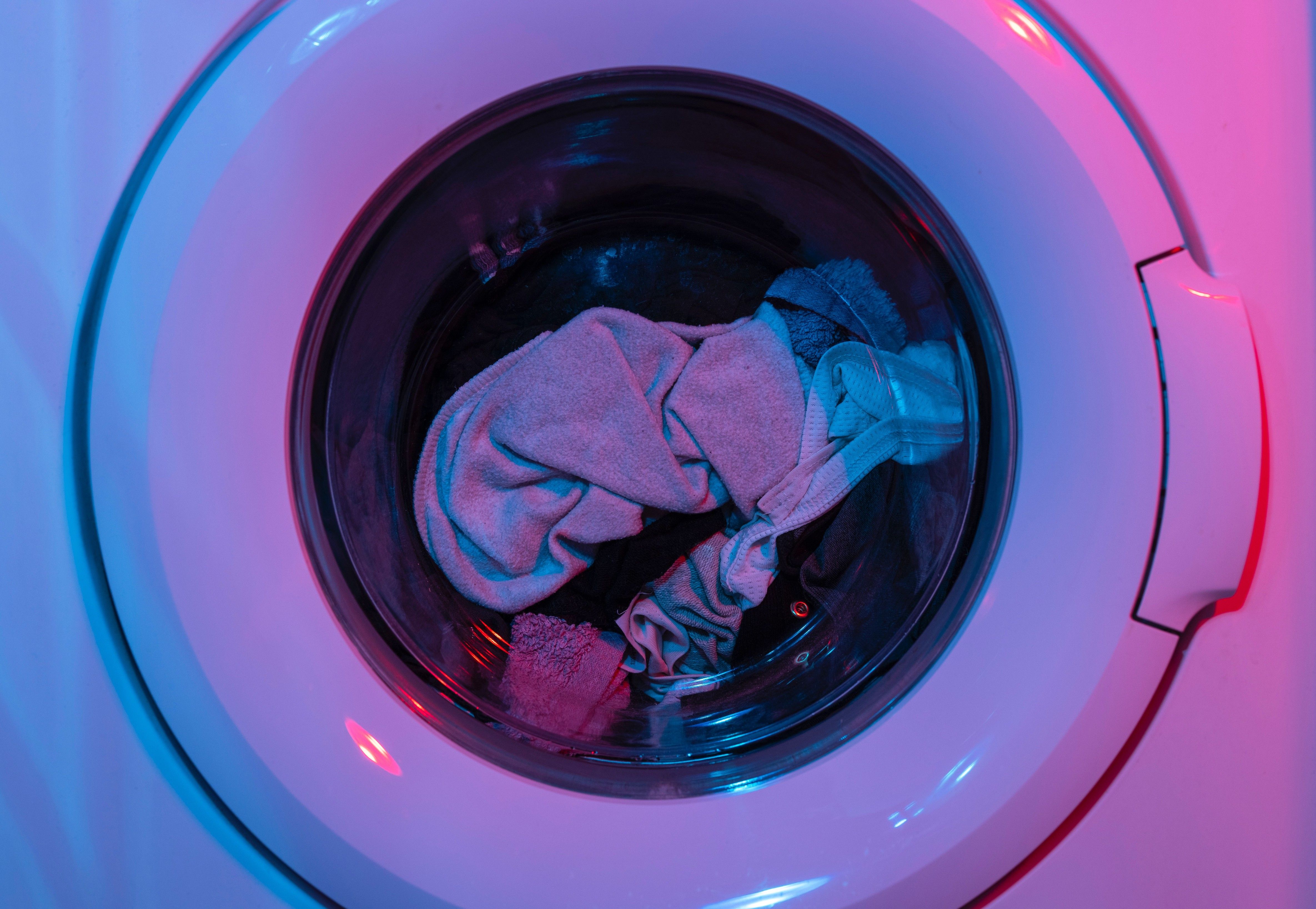 Consejos sobre cómo ahorrar en el consumo de tu lavadora