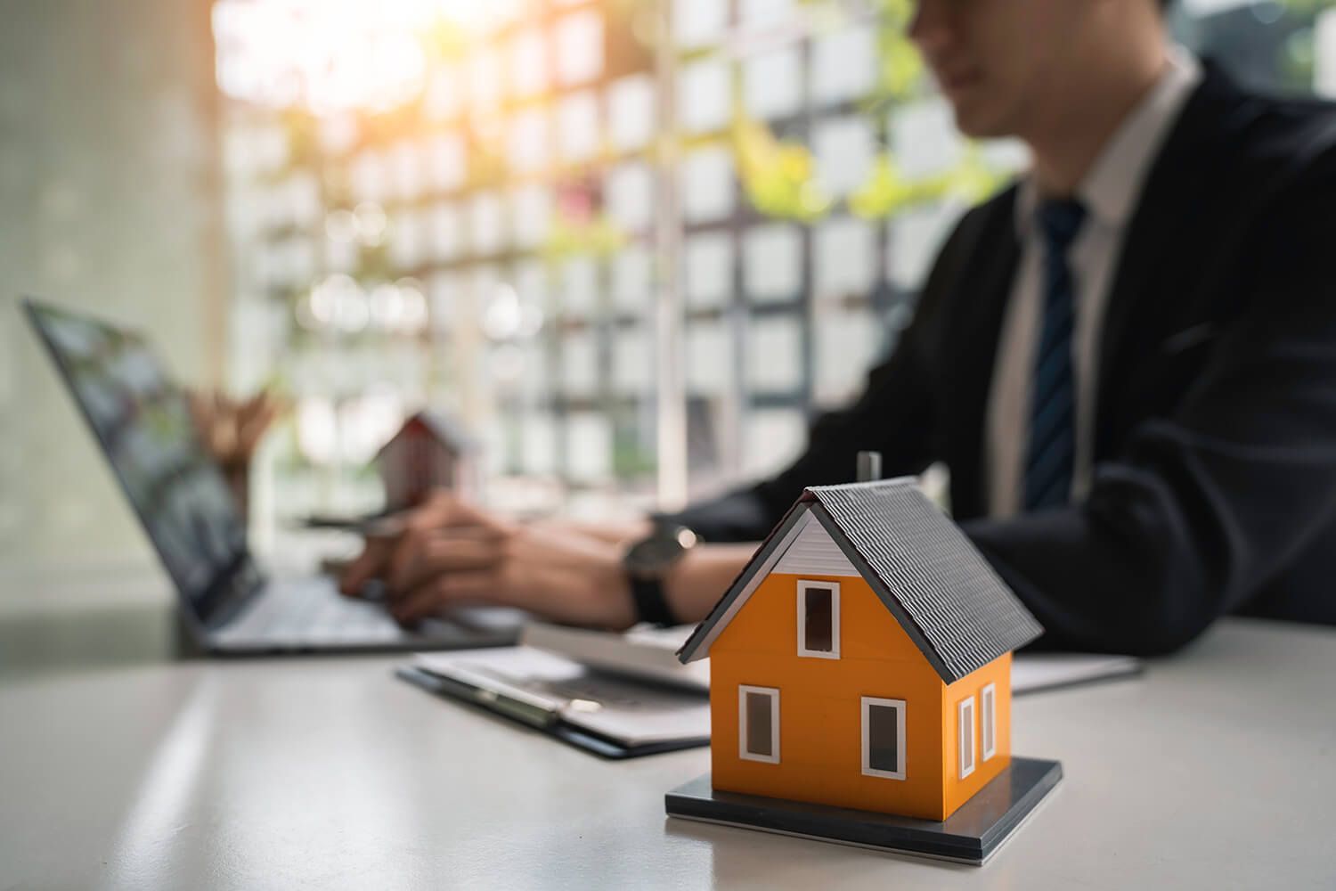 Agenzia immobiliare online: come funziona e perché sceglierla?