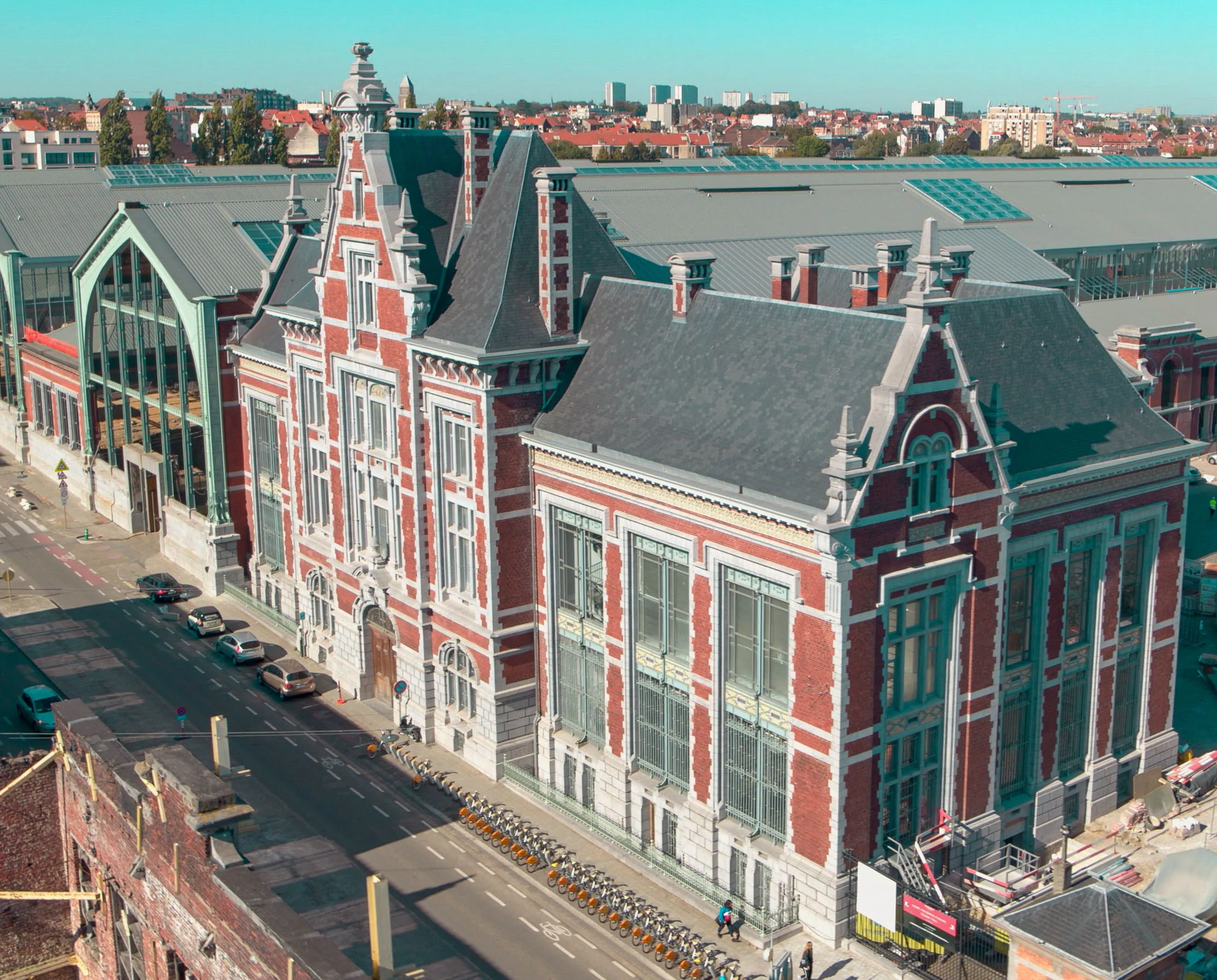 Maison de la poste aerial shot